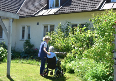 underskoterska-vardbitrade-till-djuro-hemtjanst-2