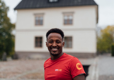 sommar-2026-ftg26-adeocare-hemtjanst-tingvalla-valsta-soker-sommarvikarier